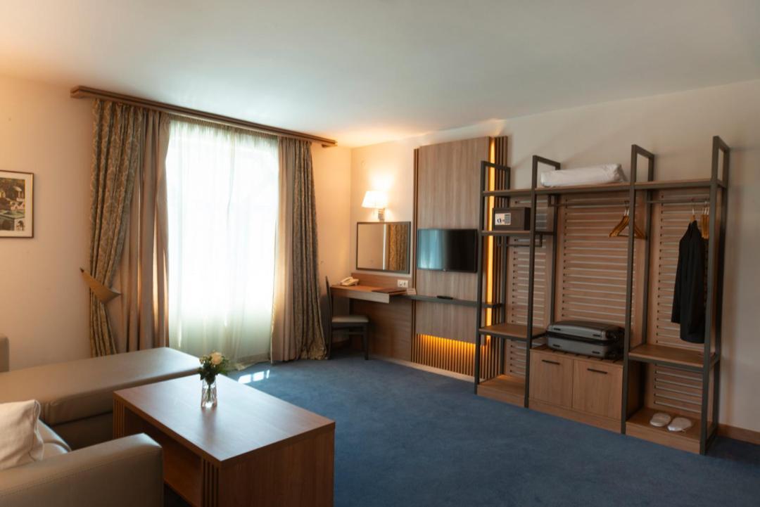 Legends Hotel Софія Екстер'єр фото